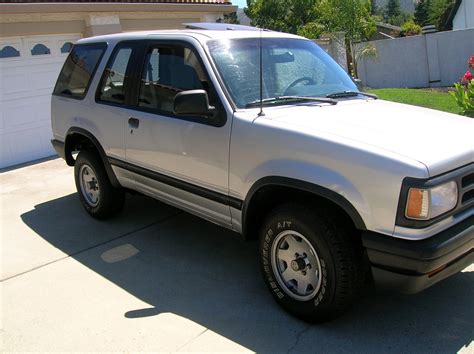 Mazda Navajo 1992 photo