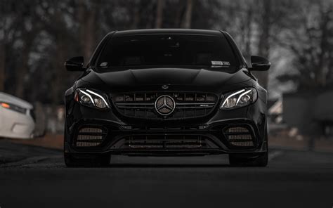 Mercedes-benz Amg e63 photo