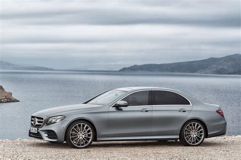 Mercedes-benz E400 2017 photo