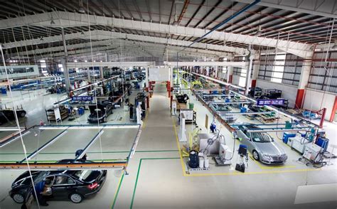 photo of Mercedes-benz Glc300 car production