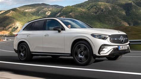 photo of Mercedes-benz Glc350e car production