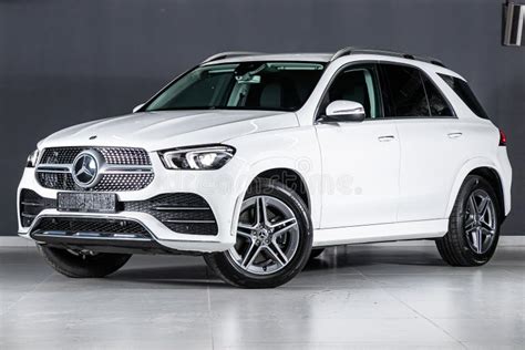 Mercedes-benz Gle300d photo