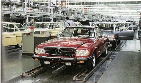 photo of Mercedes-benz Sl550 car production