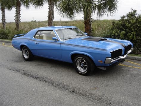 Mercury Cougar 1962 photo