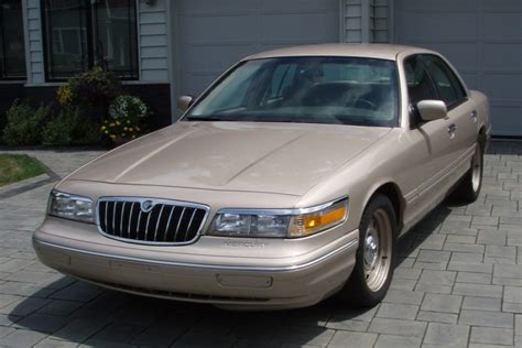 Mercury Grand marquis 1997 photo