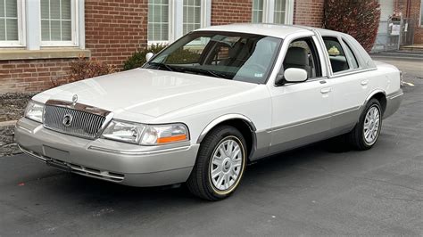 Mercury Grand marquis 2005 photo