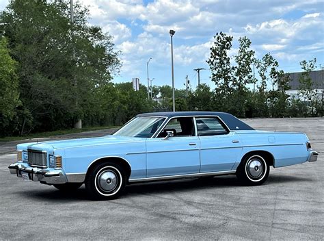 Mercury Marquis 1977 photo