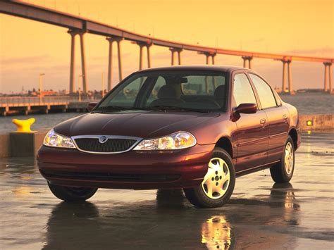 photo of Mercury Mystique car production