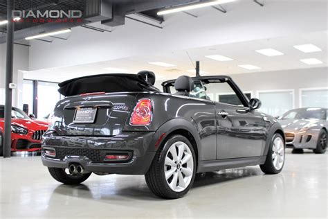 Mini Cooper s convertible 2012 photo