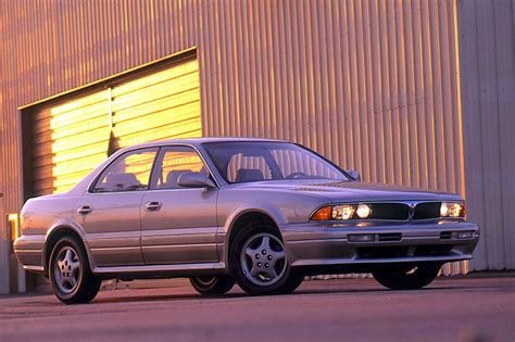 photo of Mitsubishi Diamante car production