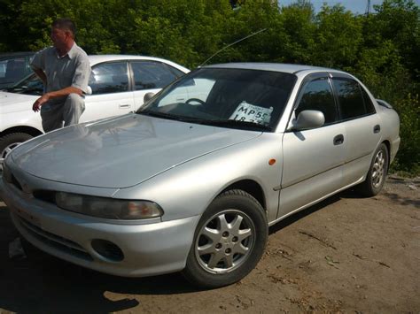 Mitsubishi Galant 1994 photo