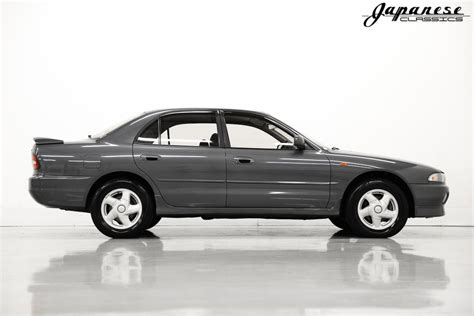 Mitsubishi Galant 1994 photo