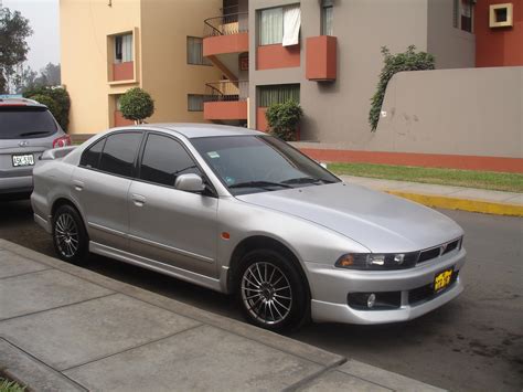 Mitsubishi Galant 2001 photo