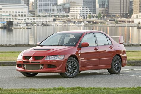 Mitsubishi Lancer evo 2005 photo