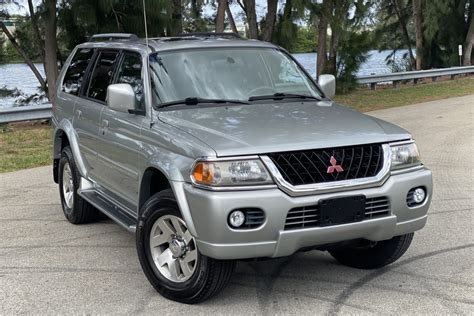 Mitsubishi Montero sport 2001 photo