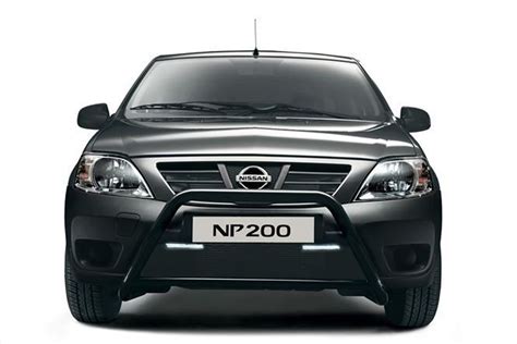 Nissan 200 photo