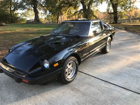 Nissan 280z 1982 photo