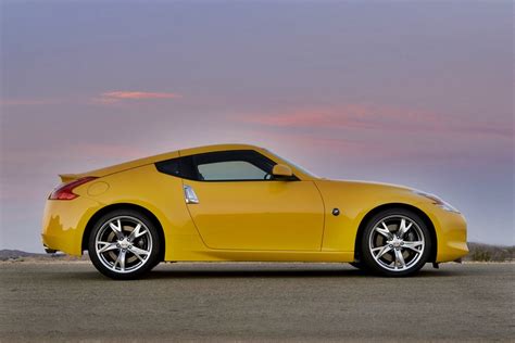 Nissan 370z 2011 photo