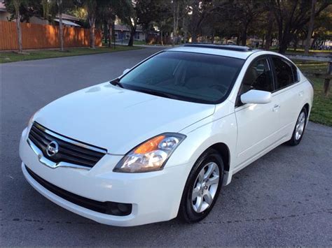 Nissan Altima 2009 photo