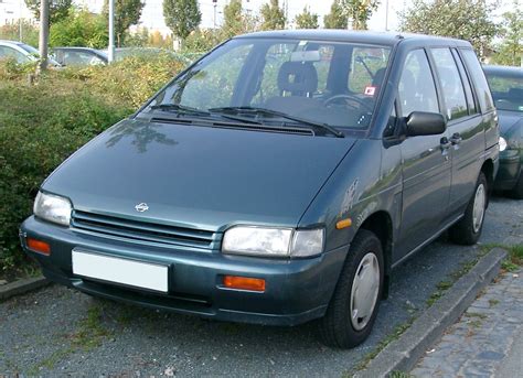 photo of Nissan Axxess car production