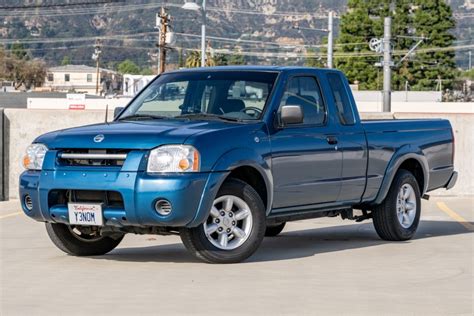 Nissan Frontier 2002 photo