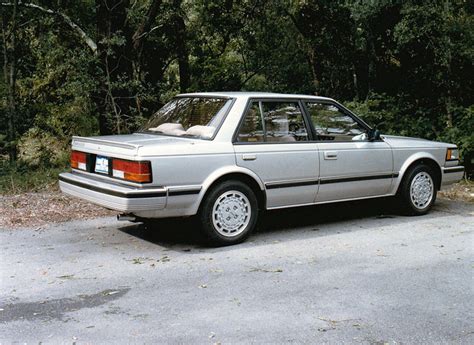 Nissan Maxima 1985 photo