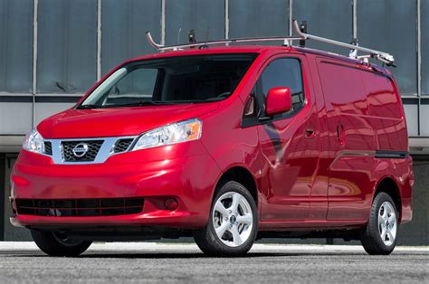 Nissan Nv 2013 photo