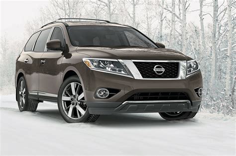 Nissan Pathfinder 2015 photo