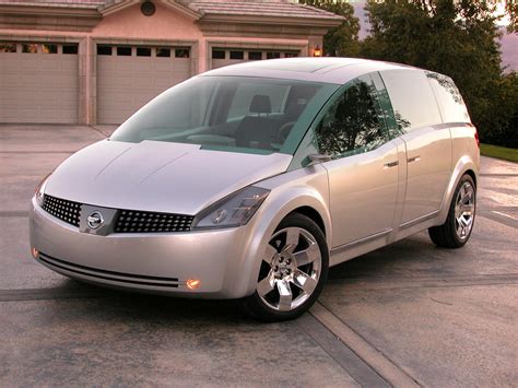 photo of Nissan Quest car production