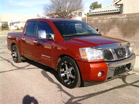 Nissan Titan 2004 photo