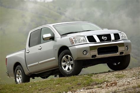 Nissan Titan 2005 photo