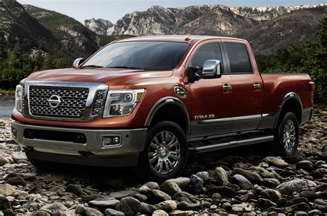 Nissan Titan xd photo