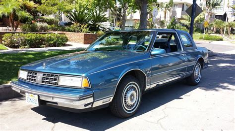 Oldsmobile 98 1987 photo