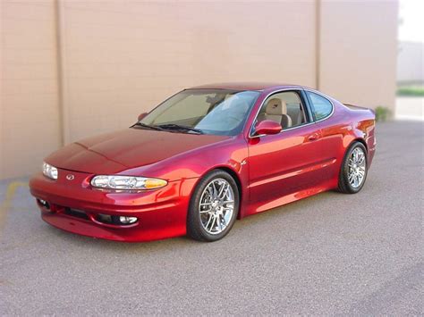 Oldsmobile Alero 2000 photo