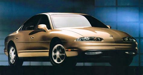 photo of Oldsmobile Aurora car production