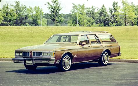 Oldsmobile Custom cruiser photo