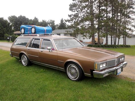 Oldsmobile Custom cruiser