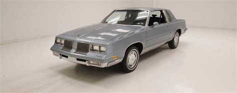 Oldsmobile Cutlass 1986 photo