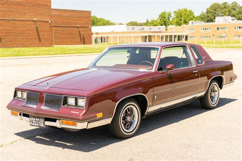 photo of Oldsmobile Cutlass calais car production