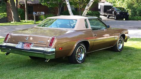 Oldsmobile Cutlass supreme