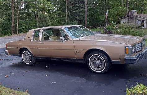 photo of Oldsmobile Delta 88 car production