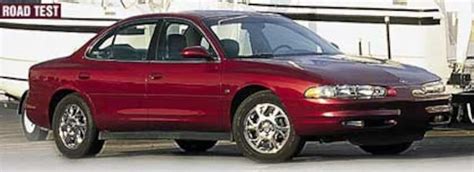 Oldsmobile Intrigue 2000 photo