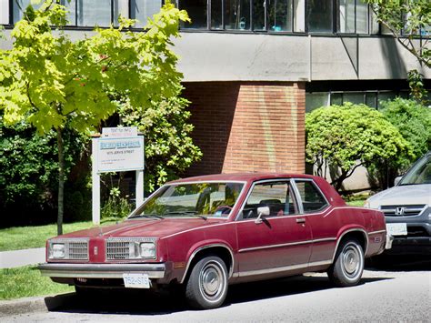 Oldsmobile Omega 1981 photo