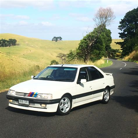 Peugeot 405 1990 photo