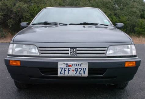 Peugeot 405 photo