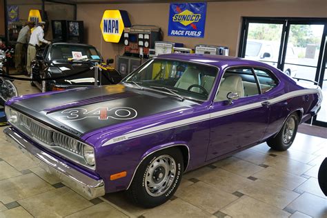 photo of Plymouth Duster car production