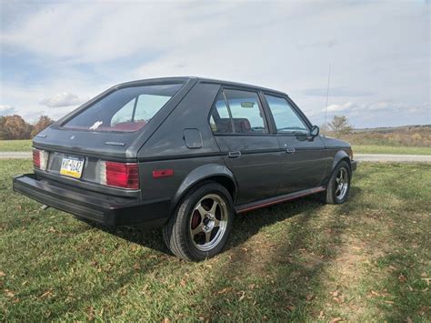 Plymouth Horizon 1985 photo