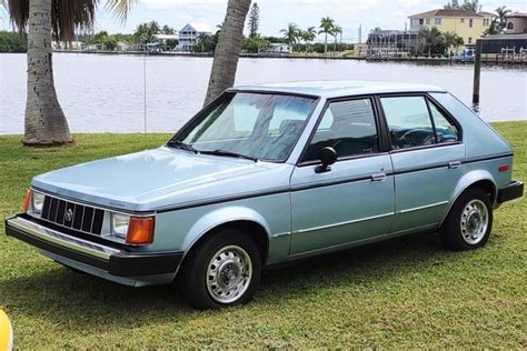 Plymouth Horizon 1986 photo