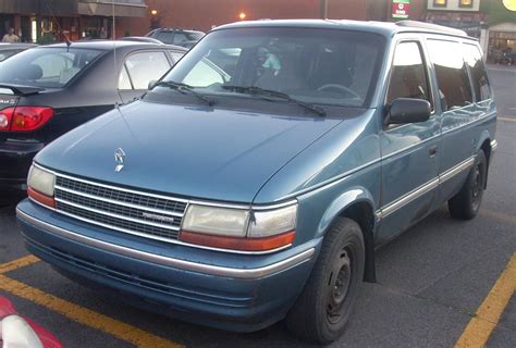 Plymouth Voyager 1993