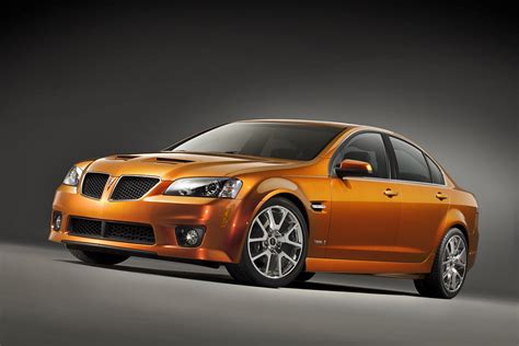 Pontiac G8 2008 photo